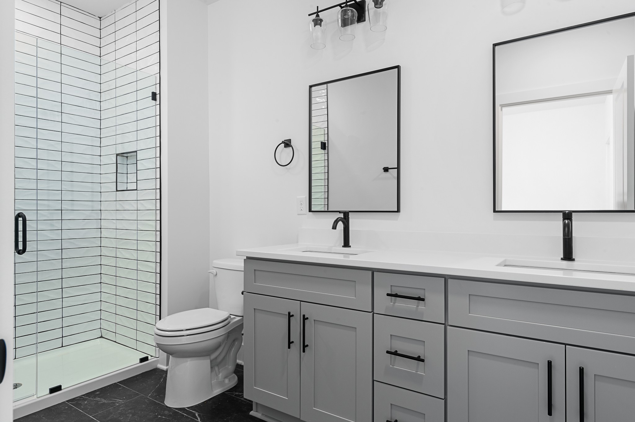 708 North Dupont Avenue Madison, TN 37115 - Photo 15 of 28 a bathroom with a toilet sink and mirror