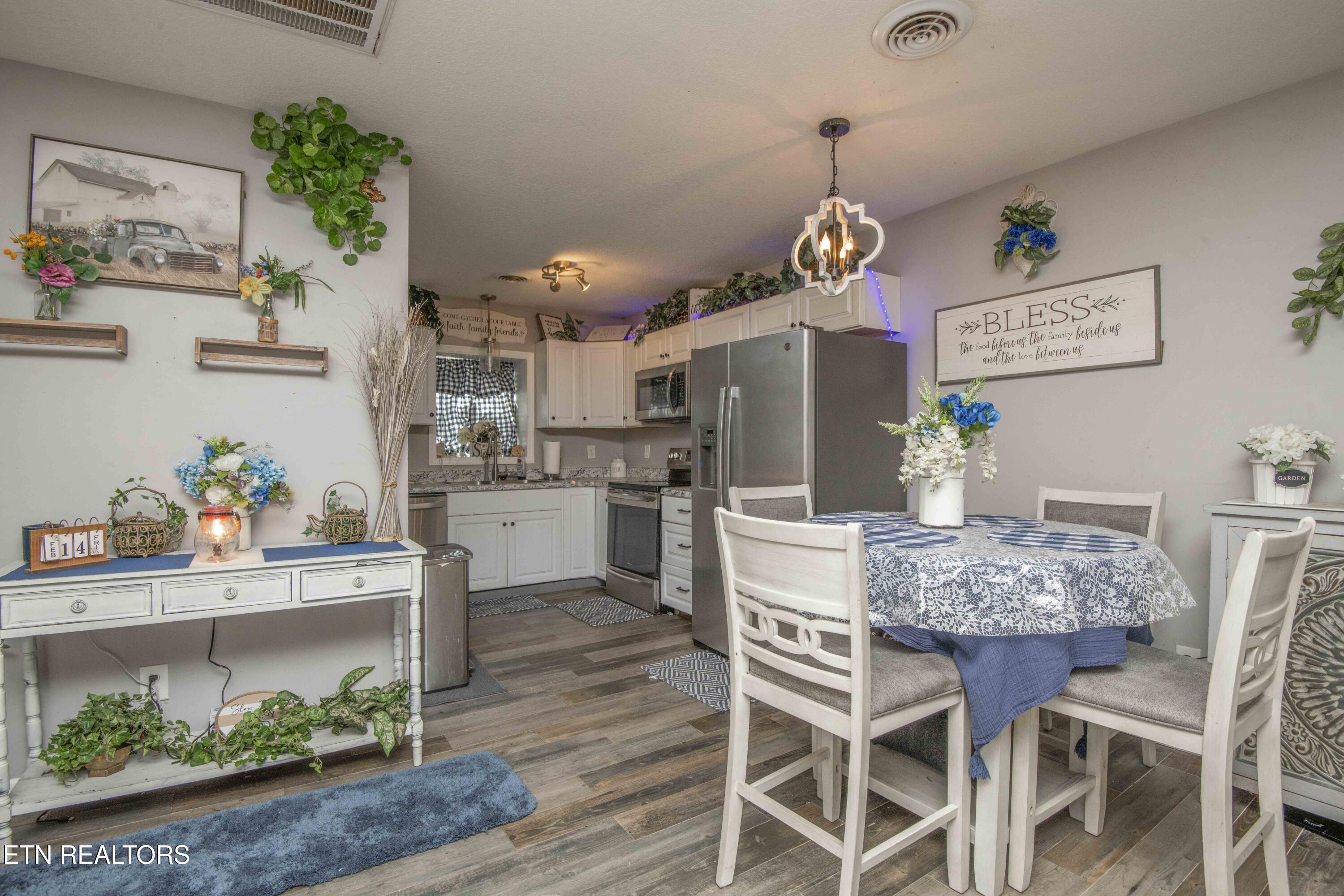 8532 Three Points Road Knoxville, TN 37924 - Photo 11 of 28 dining_1