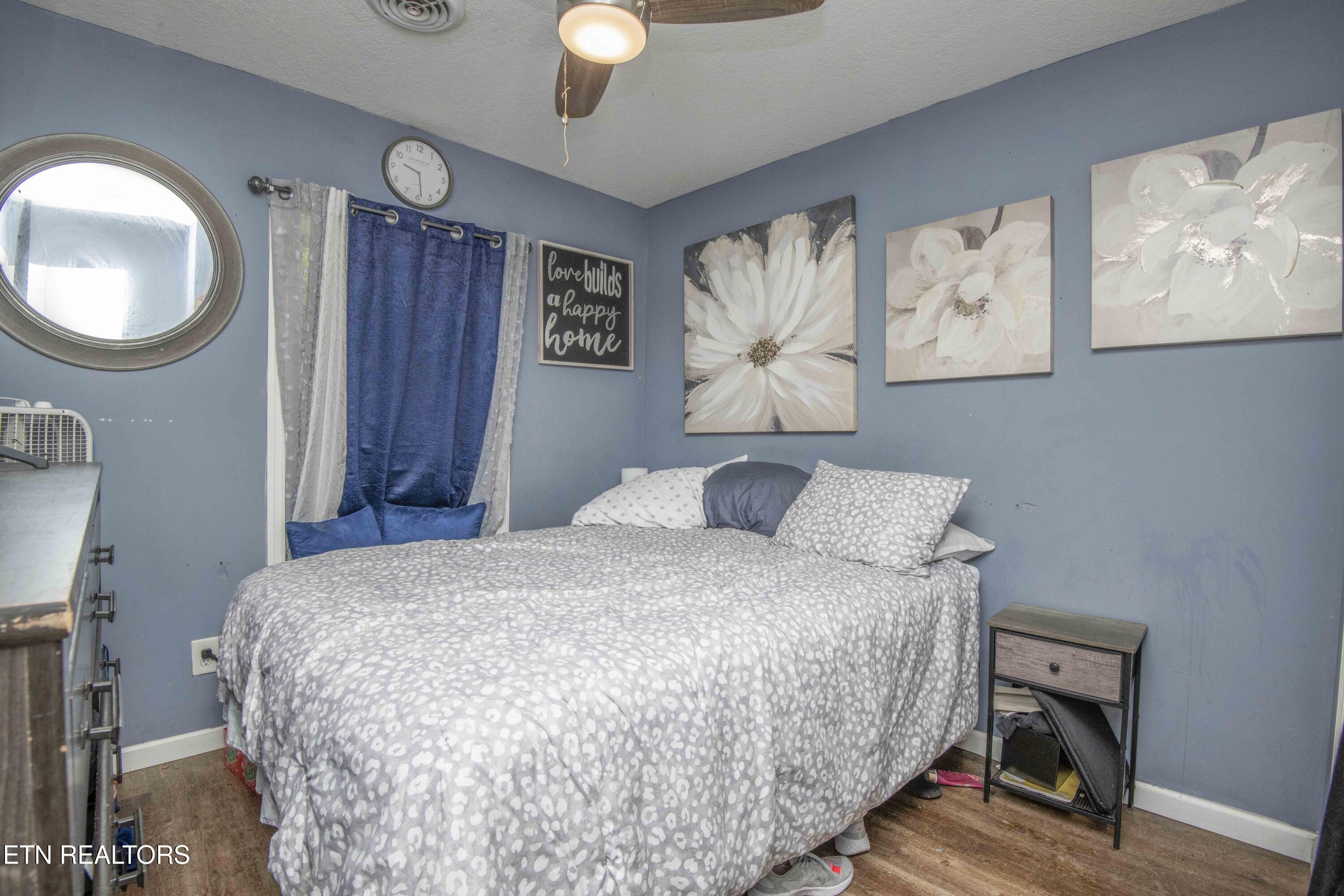 8532 Three Points Road Knoxville, TN 37924 - Photo 14 of 28 second bed 1_1