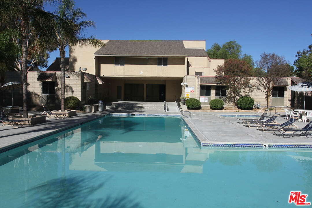 25825 Tournament Road, Unit I16 Valencia, CA 91355 - Photo 14 of 15 Gallery Image 14