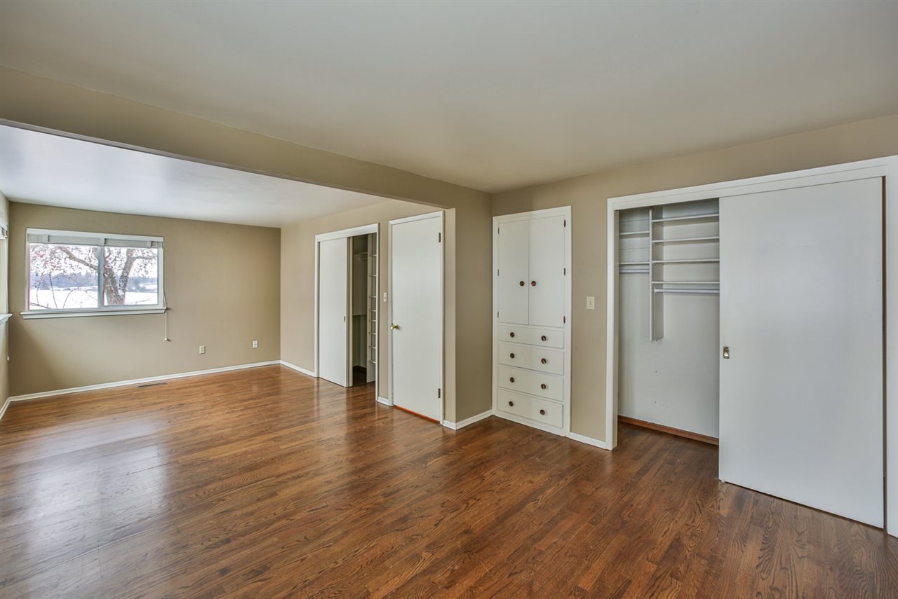 7304 East Bigelow Gulch Road Spokane, WA 99217 - Photo 11 of 20 Gallery Image 11