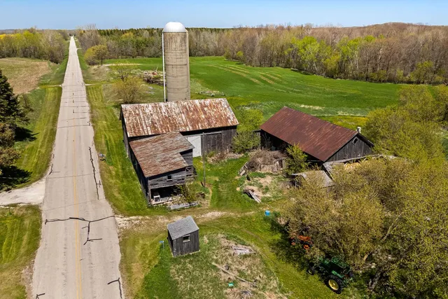 $445,000 | 10704 Korinek Road, Reedsville, WI 54230