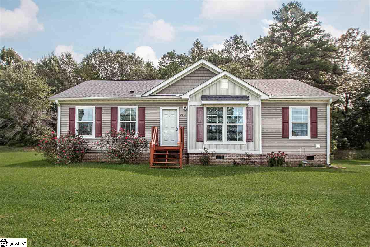 219 A Homestead Road Easley, SC 29642 - Photo 1 of 25 Gallery Image 1
