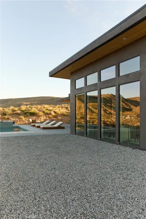 $1,895,000 | 5137 Pioneertown Road, Pioneertown, CA 92268