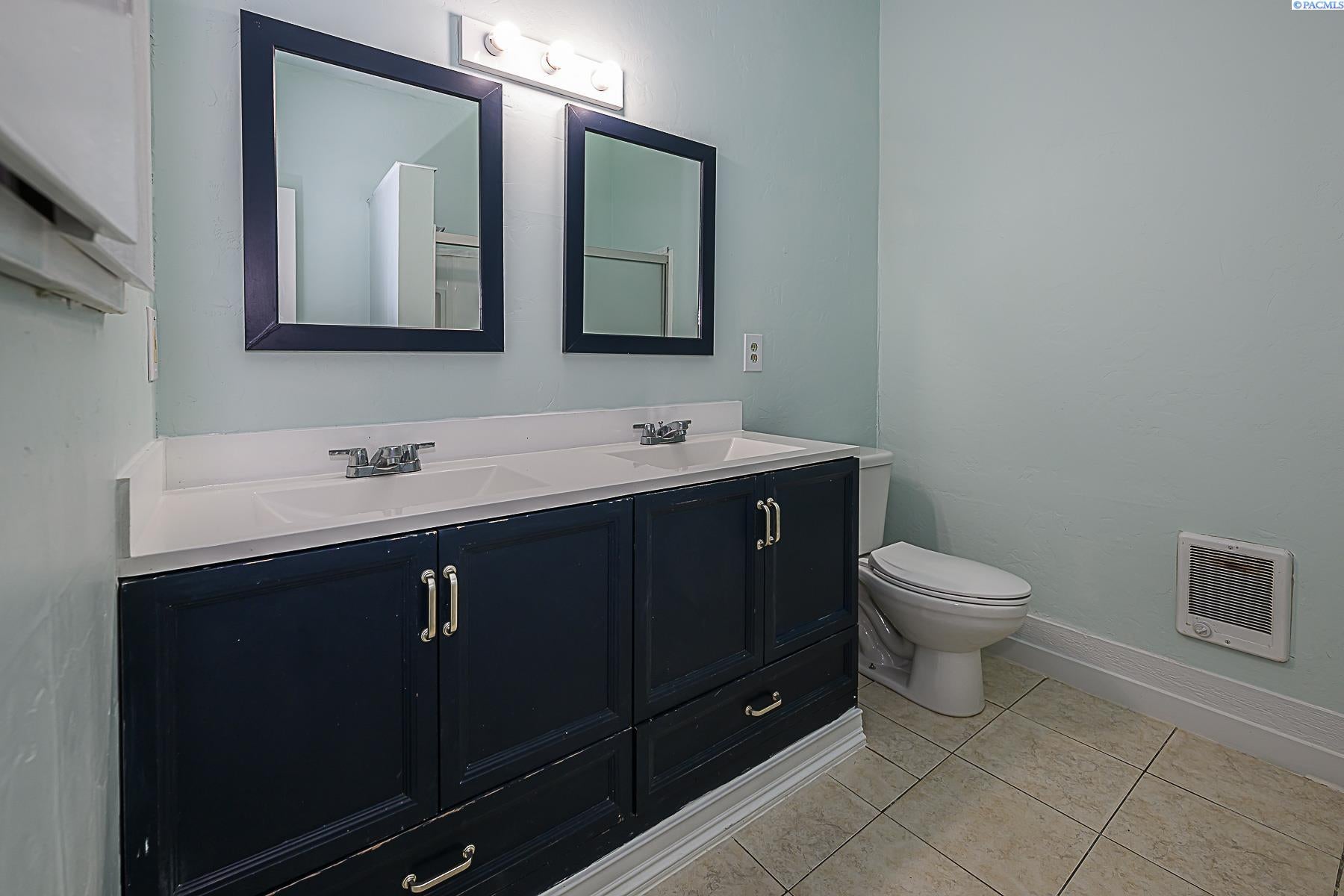 2702 North Griffin Road Grandview, WA 98930 - Photo 14 of 30 Gallery Image 14
