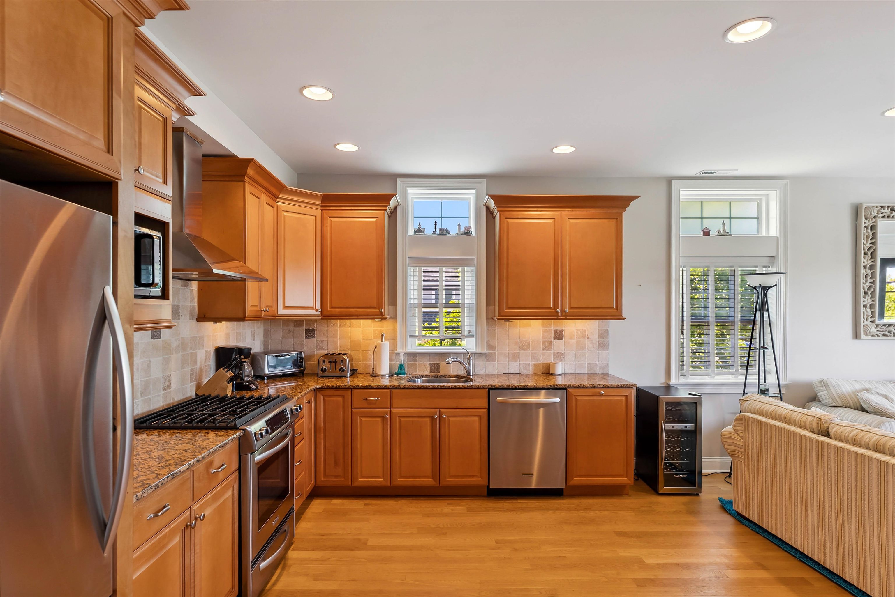 2025 Dune Drive, Unit 2025 Avalon, NJ 08202 - Photo 3 of 33