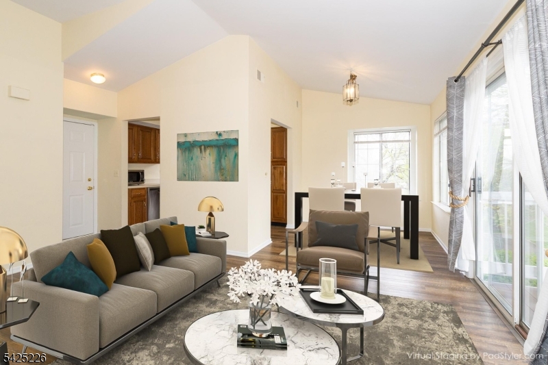 90 Mayfield Road, Unit 90 Bedminster, NJ 07921 - Photo 11 of 38