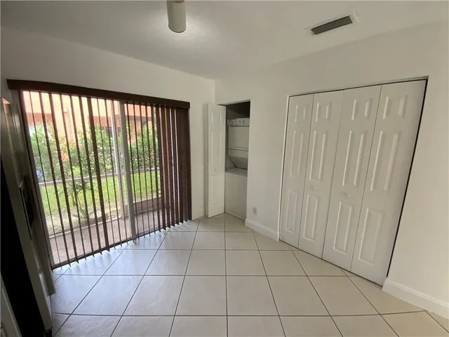 a view of a livingroom with an entryway