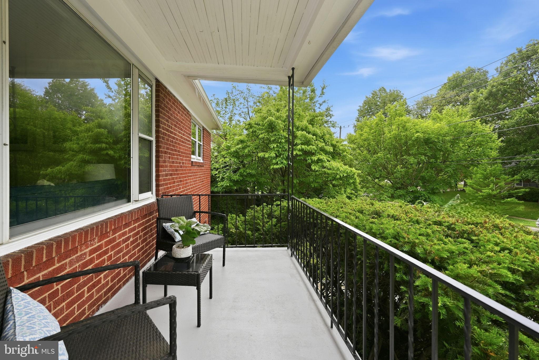 10207 Brunswick Avenue Silver Spring, MD 20902 - Photo 2 of 34 Welcoming front porch