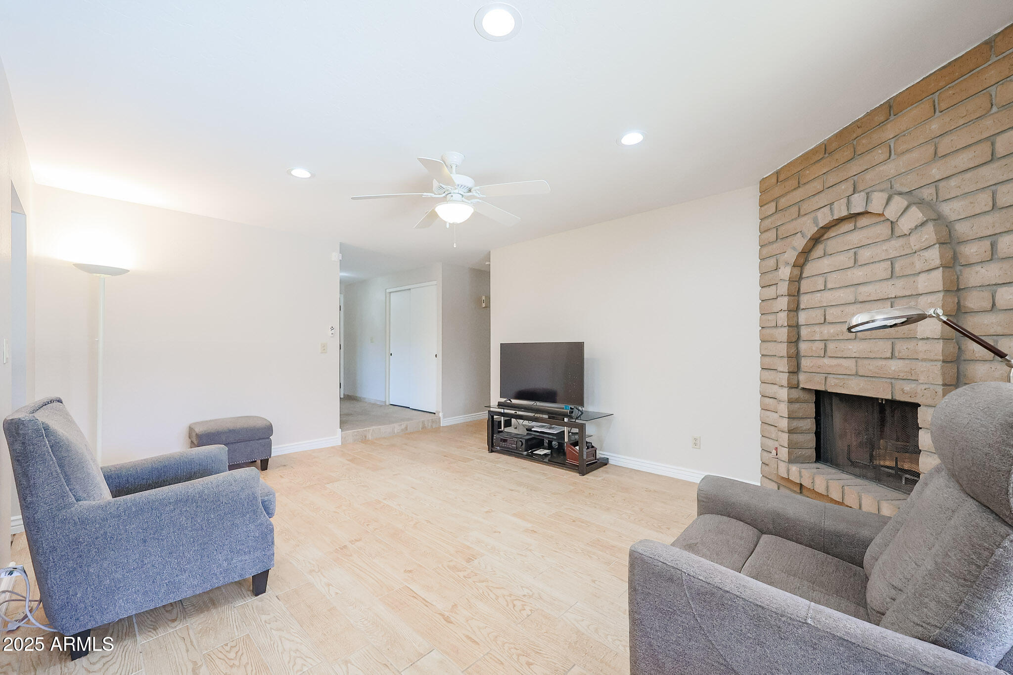 2101 East Redfield Road Phoenix, AZ 85022 - Photo 14 of 43 Family Room
