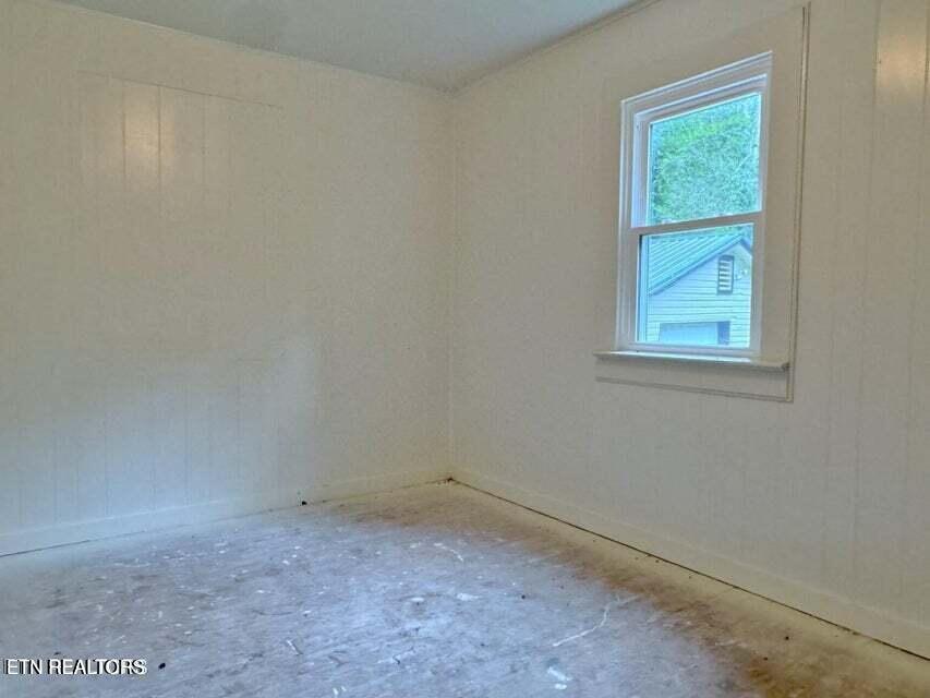 213 Tom Henry Road Townsend, TN 37882 - Photo 32 of 36 20240821141528213561000000-o