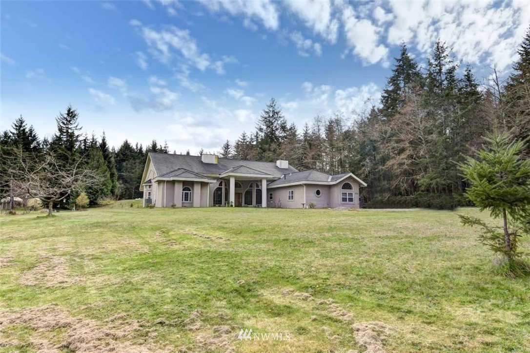 8624 Southeast Overaa Road Port Orchard, WA 98367 - Photo 2 of 23 Gallery Image 2