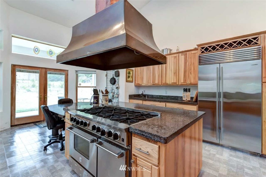 8624 Southeast Overaa Road Port Orchard, WA 98367 - Photo 11 of 23 Gallery Image 11
