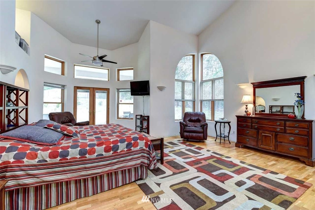 8624 Southeast Overaa Road Port Orchard, WA 98367 - Photo 15 of 23 Gallery Image 15