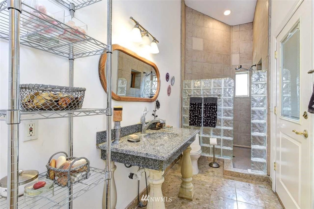 8624 Southeast Overaa Road Port Orchard, WA 98367 - Photo 20 of 23 Gallery Image 20