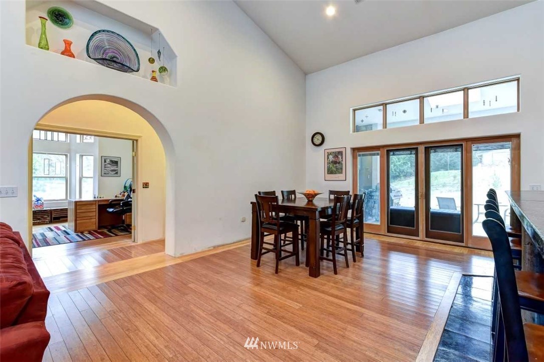 8624 Southeast Overaa Road Port Orchard, WA 98367 - Photo 8 of 23 Gallery Image 8