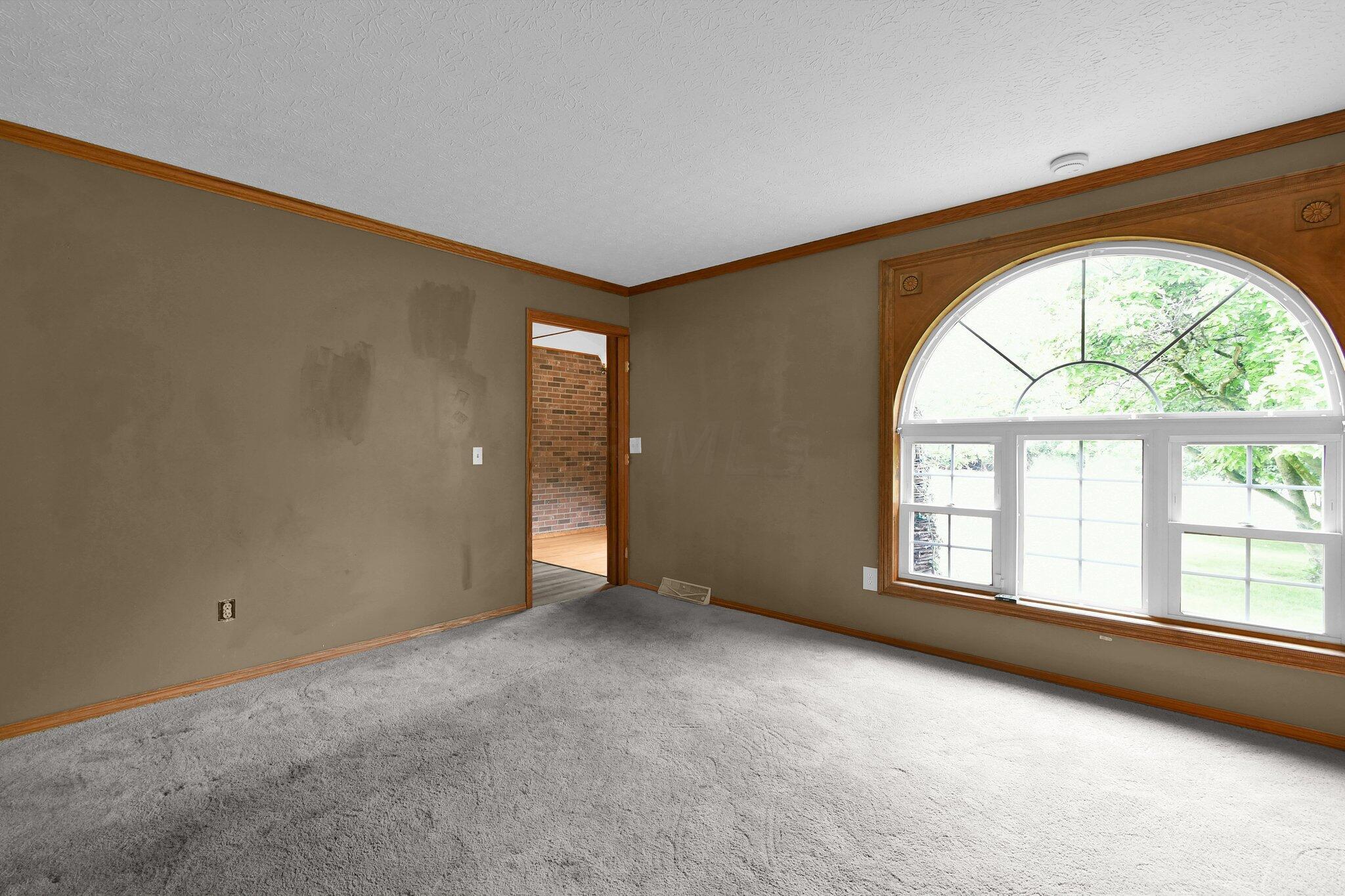 2916 Amity Road Hilliard, OH 43026 - Photo 5 of 49 6-web-or-mls-2916-amity-rd