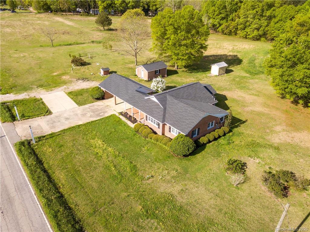 1242 Rocky River Road Lancaster, SC 29720 - Photo 6 of 32