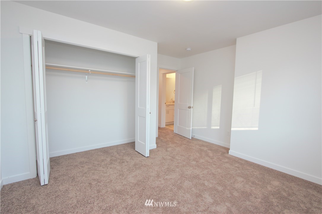 225 North Cabot Road Everett, WA 98203 - Photo 11 of 17