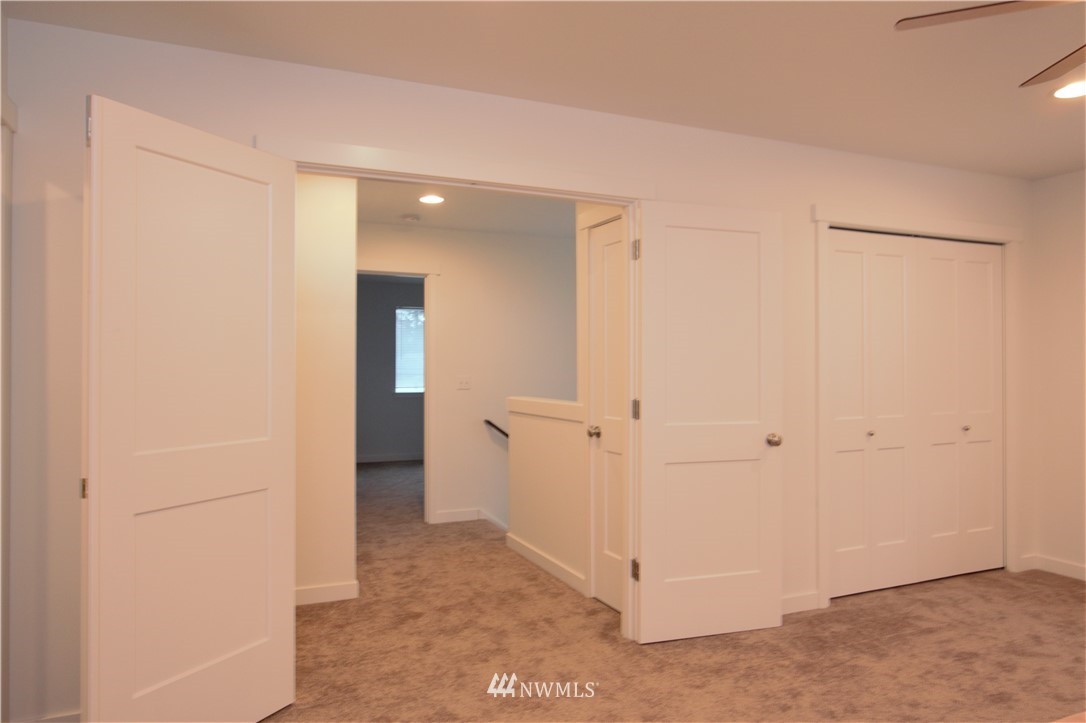 225 North Cabot Road Everett, WA 98203 - Photo 9 of 17