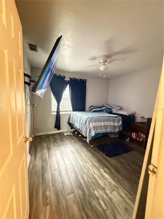 $1,200 | 615 Southwest 11 Lane, Unit A, Gainesville, FL 32601