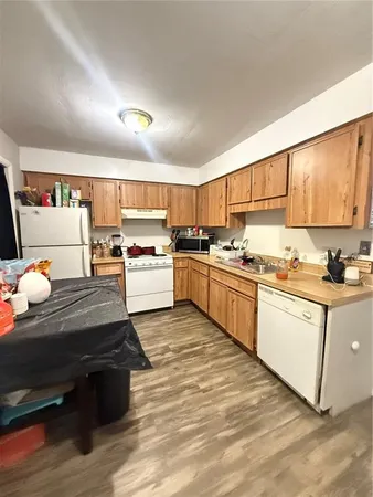$1,200 | 615 Southwest 11 Lane, Unit A, Gainesville, FL 32601
