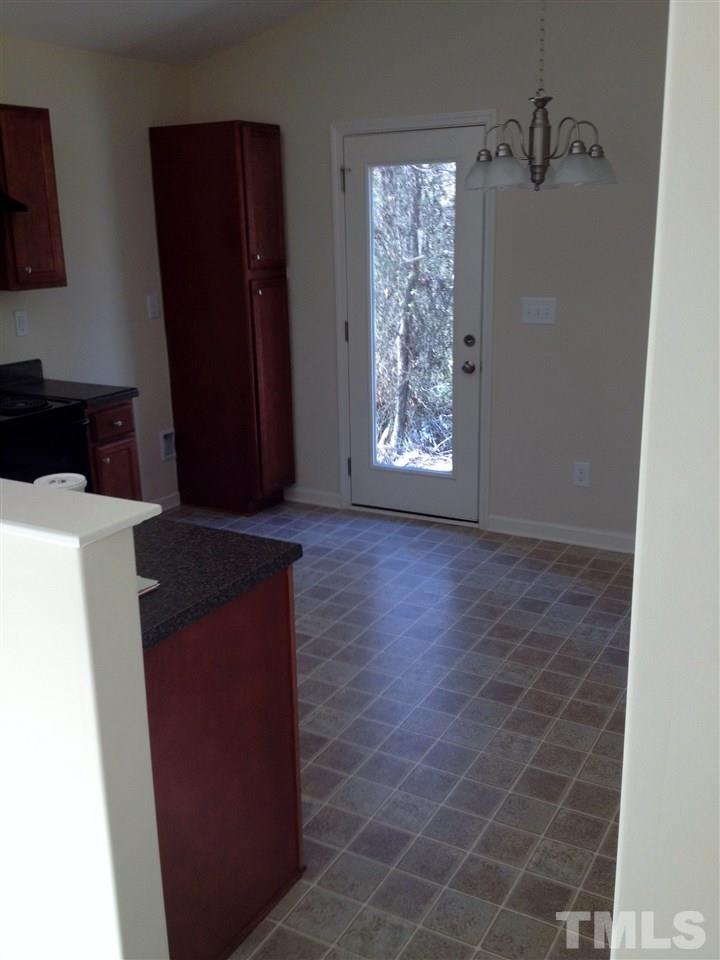 2724 Maybrook Crossing Drive Raleigh, NC 27610 - Photo 4 of 12 Gallery Image 4
