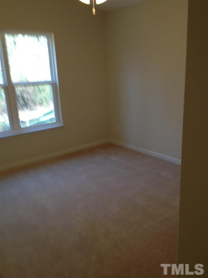 2724 Maybrook Crossing Drive Raleigh, NC 27610 - Photo 6 of 12 Gallery Image 6