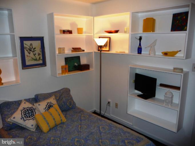 6736 Glenkirk Road Baltimore, MD 21239 - Photo 2 of 30 Bedroom 3