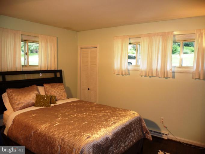 6736 Glenkirk Road Baltimore, MD 21239 - Photo 15 of 30 Bedroom (Master)