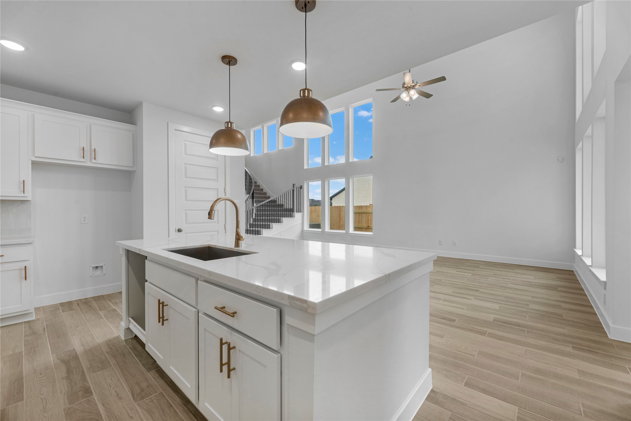 105 Railhead Drive Georgetown, TX 78633 - Photo 7 of 23 Representative image. Features, specifications, selections and colors may vary.