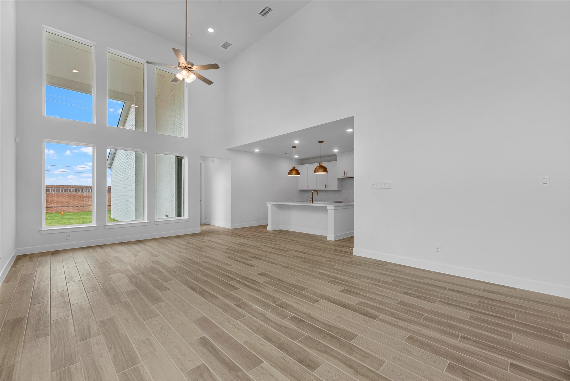 105 Railhead Drive Georgetown, TX 78633 - Photo 8 of 23 Representative image. Features, specifications, selections and colors may vary.