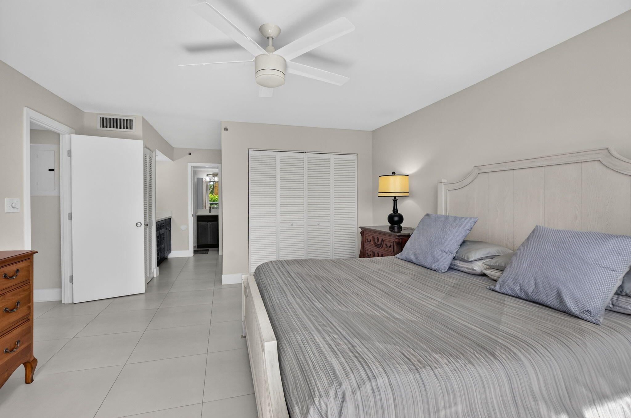 7153 Promenade Drive, Unit 101 Boca Raton, FL 33433 - Photo 32 of 50 53-web-or-mls-DSC_2579