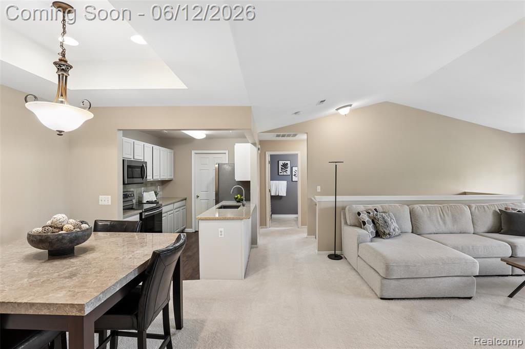 11862 Farmington Road Livonia, MI 48150 - Photo 16 of 29