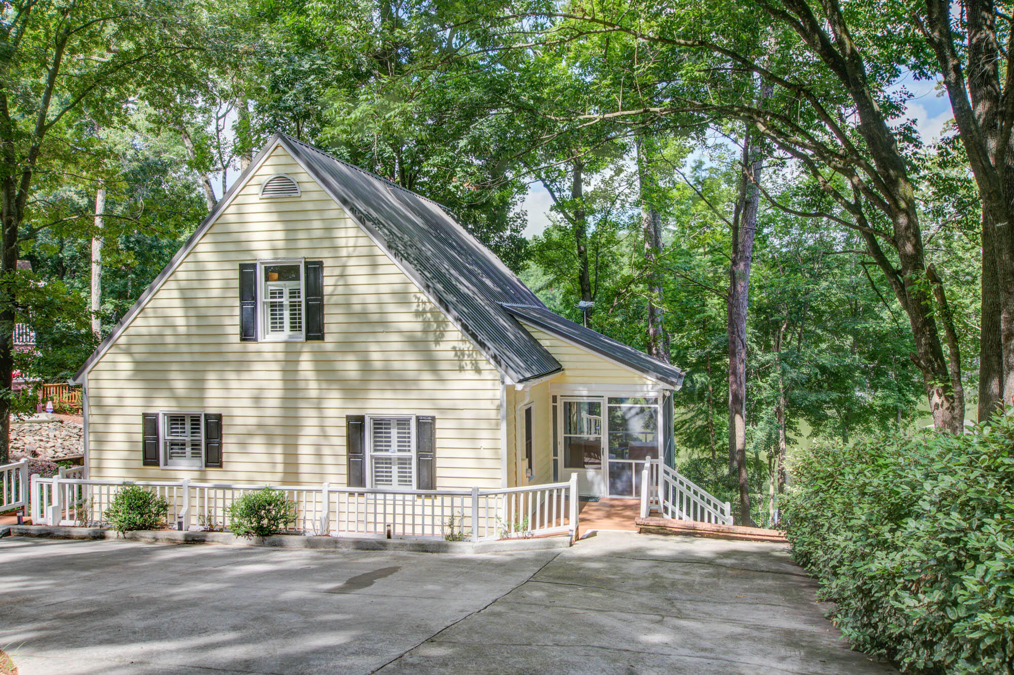 1025 Chapel Branch Road Santee, SC 29142 - Photo 3 of 50 Front View