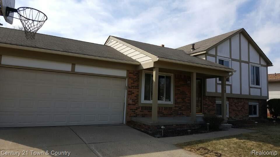 3919 Raintree Drive Troy, MI 48083 - Photo 1 of 2 exterior picture on 3919 Raintree.jpeg