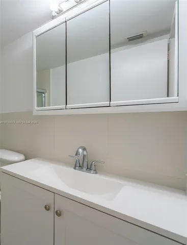 a close view of sink and tap