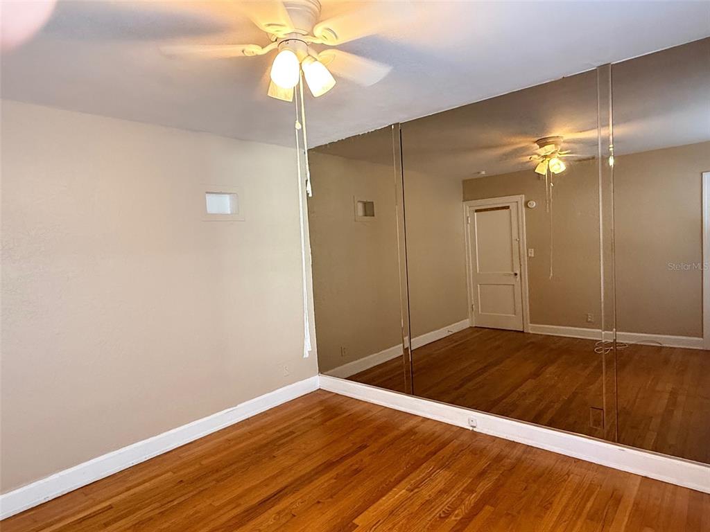 1908 20th Avenue North St. Petersburg, FL 33713 - Photo 24 of 39 a view of an empty room