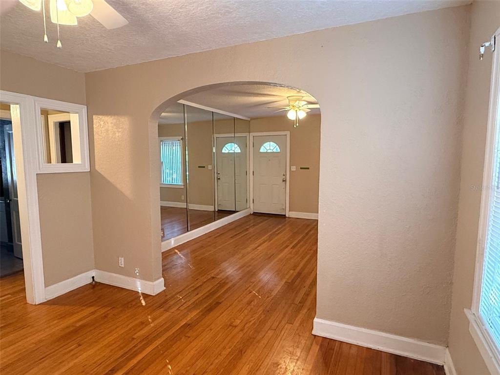 1908 20th Avenue North St. Petersburg, FL 33713 - Photo 9 of 39 a view of a room with wooden floor