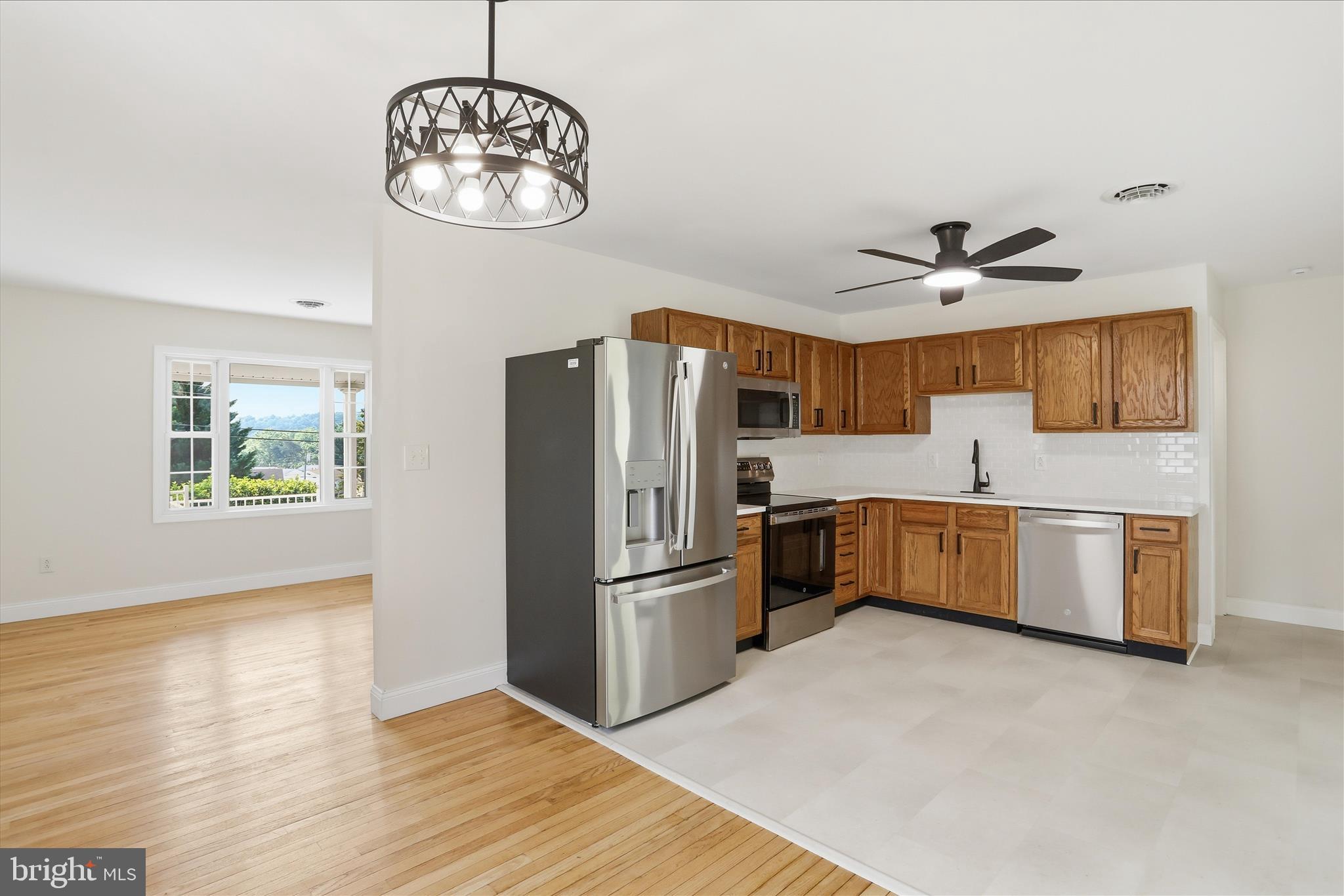15411 Shamrock Road Southwest Cumberland, MD 21502 - Photo 19 of 38