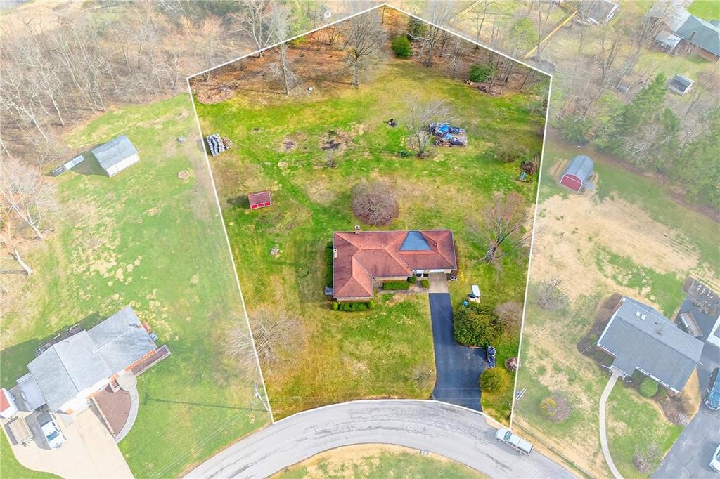105 Clearview Drive Baden, PA 15005 - Photo 5 of 43