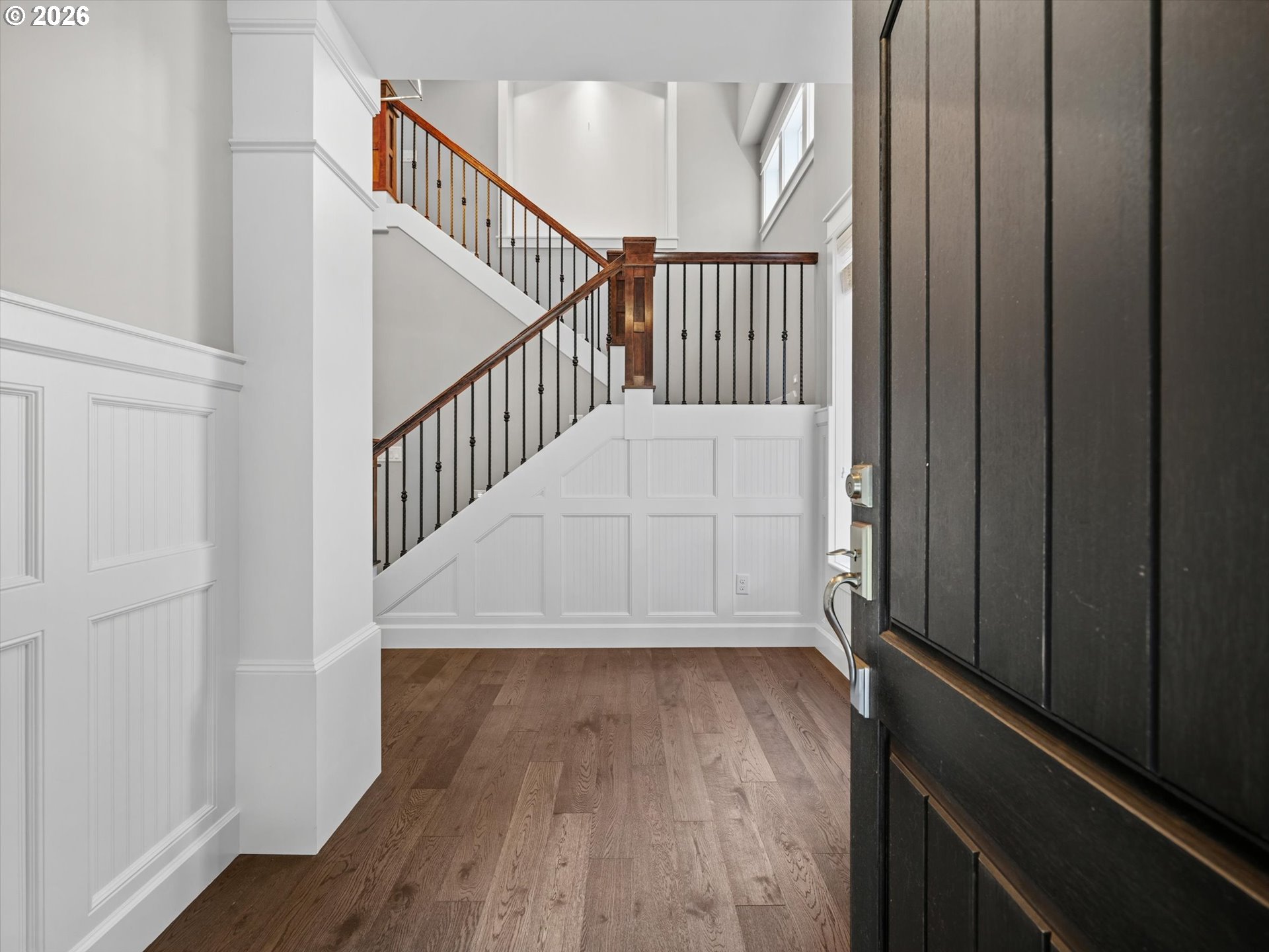 12465 Southwest Lesser Road Portland, OR 97219 - Photo 4 of 48 Gallery Image 4