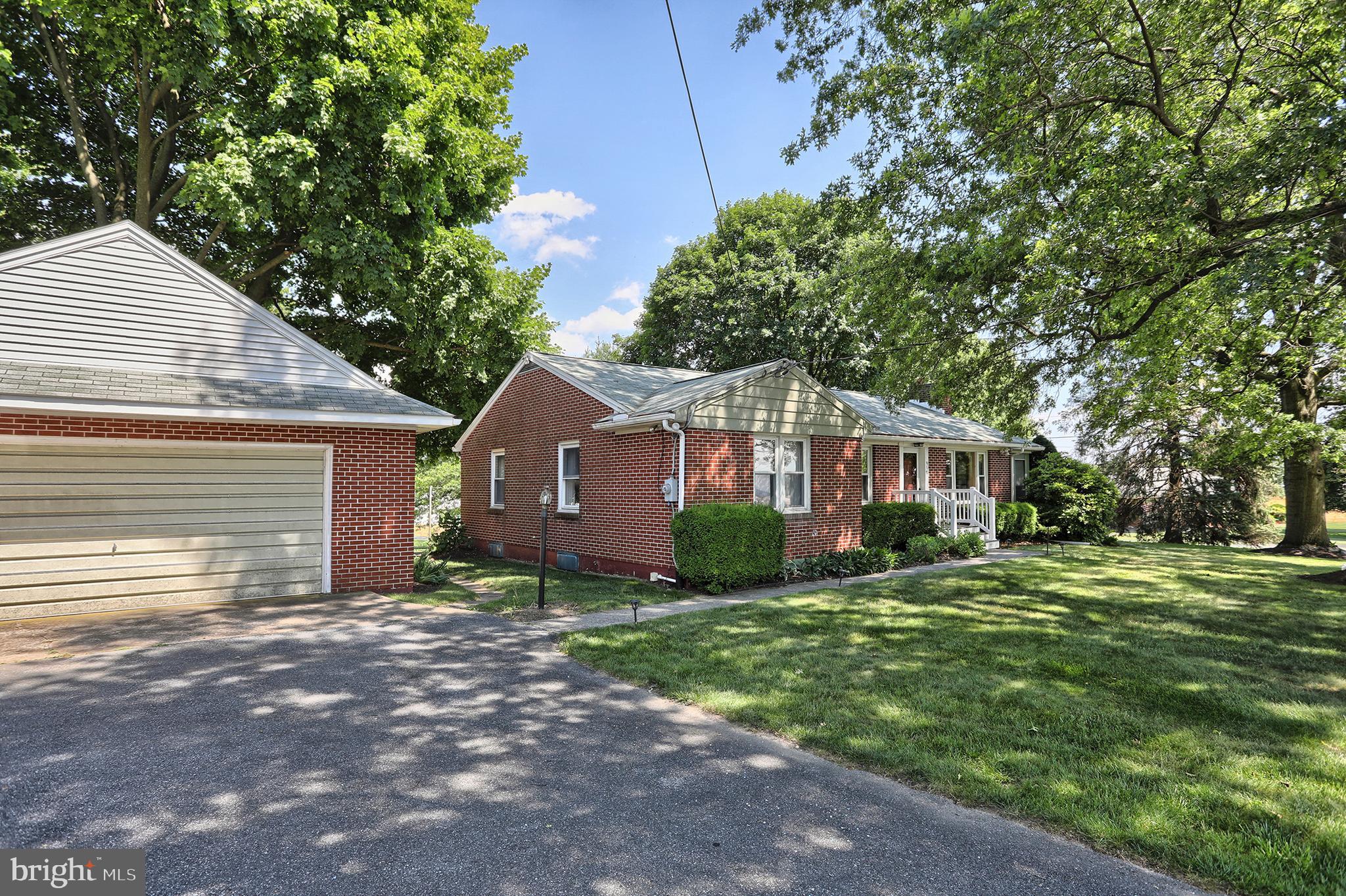 910 Mt Zion Road Lebanon, PA 17046 - Photo 2 of 37