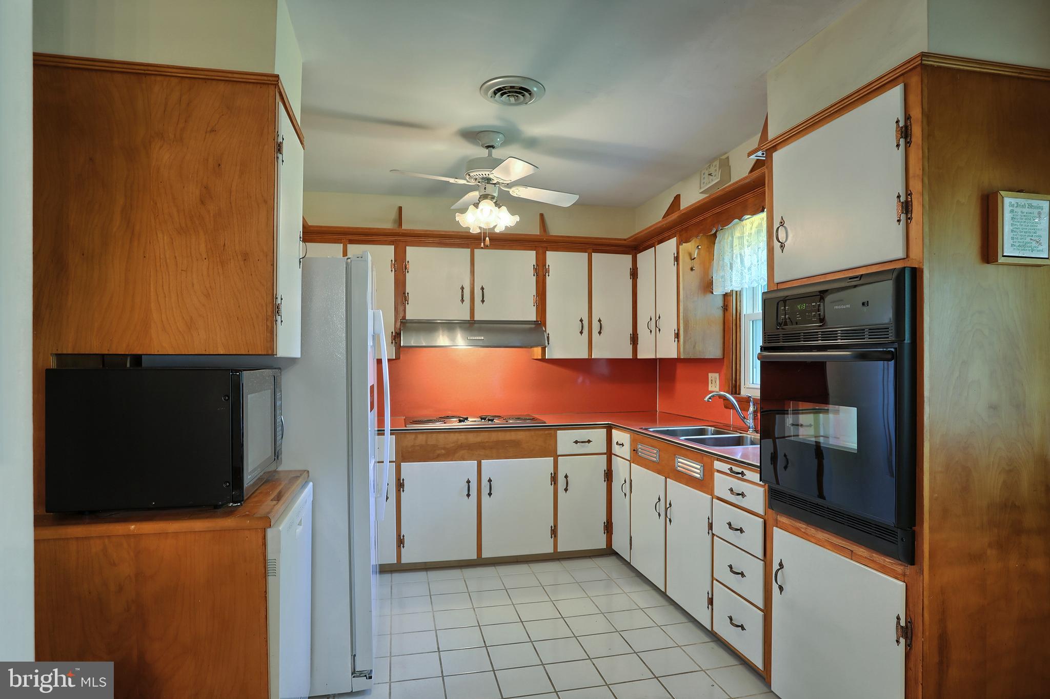 910 Mt Zion Road Lebanon, PA 17046 - Photo 17 of 37