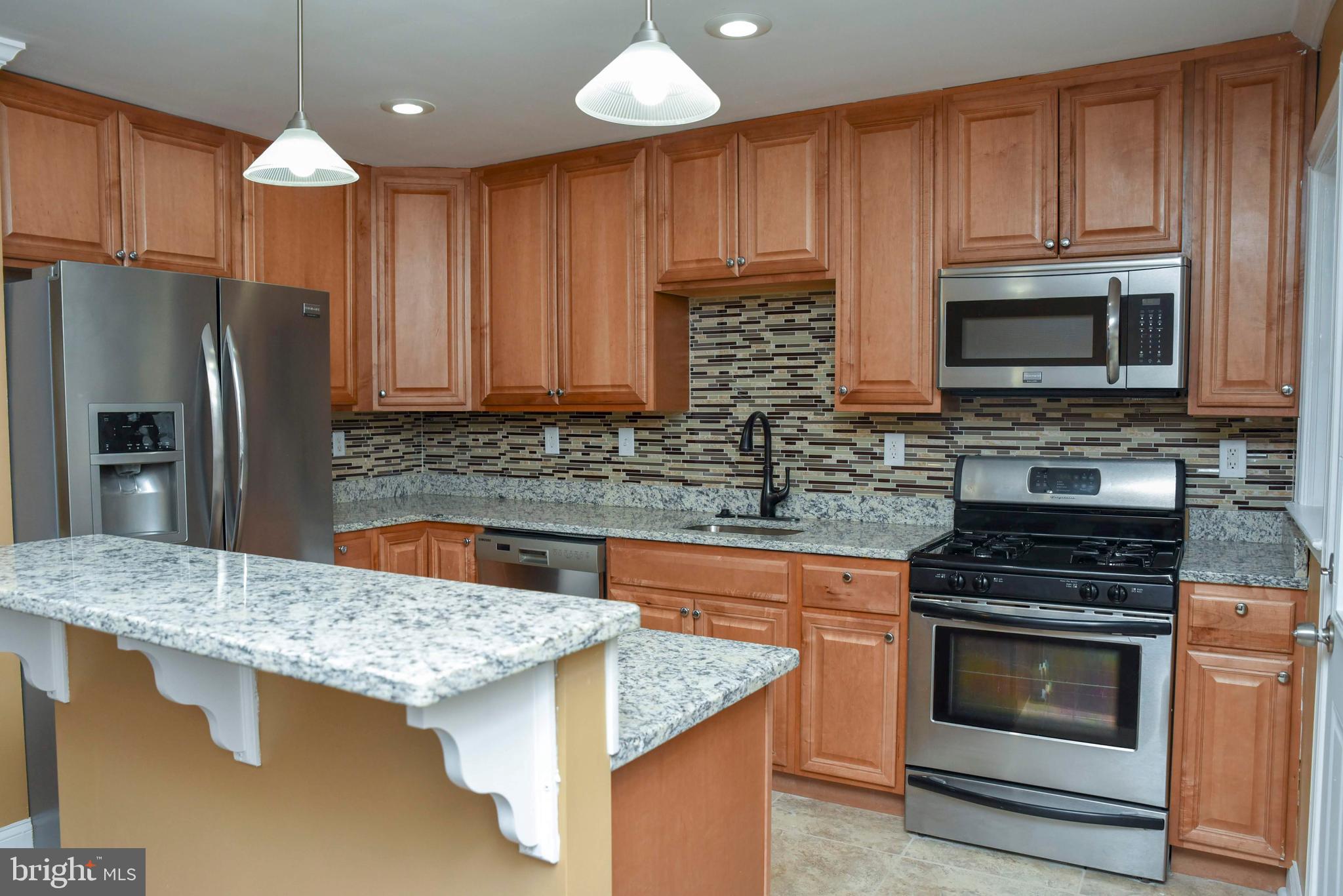4920 Lindsay Road Baltimore, MD 21229 - Photo 18 of 43