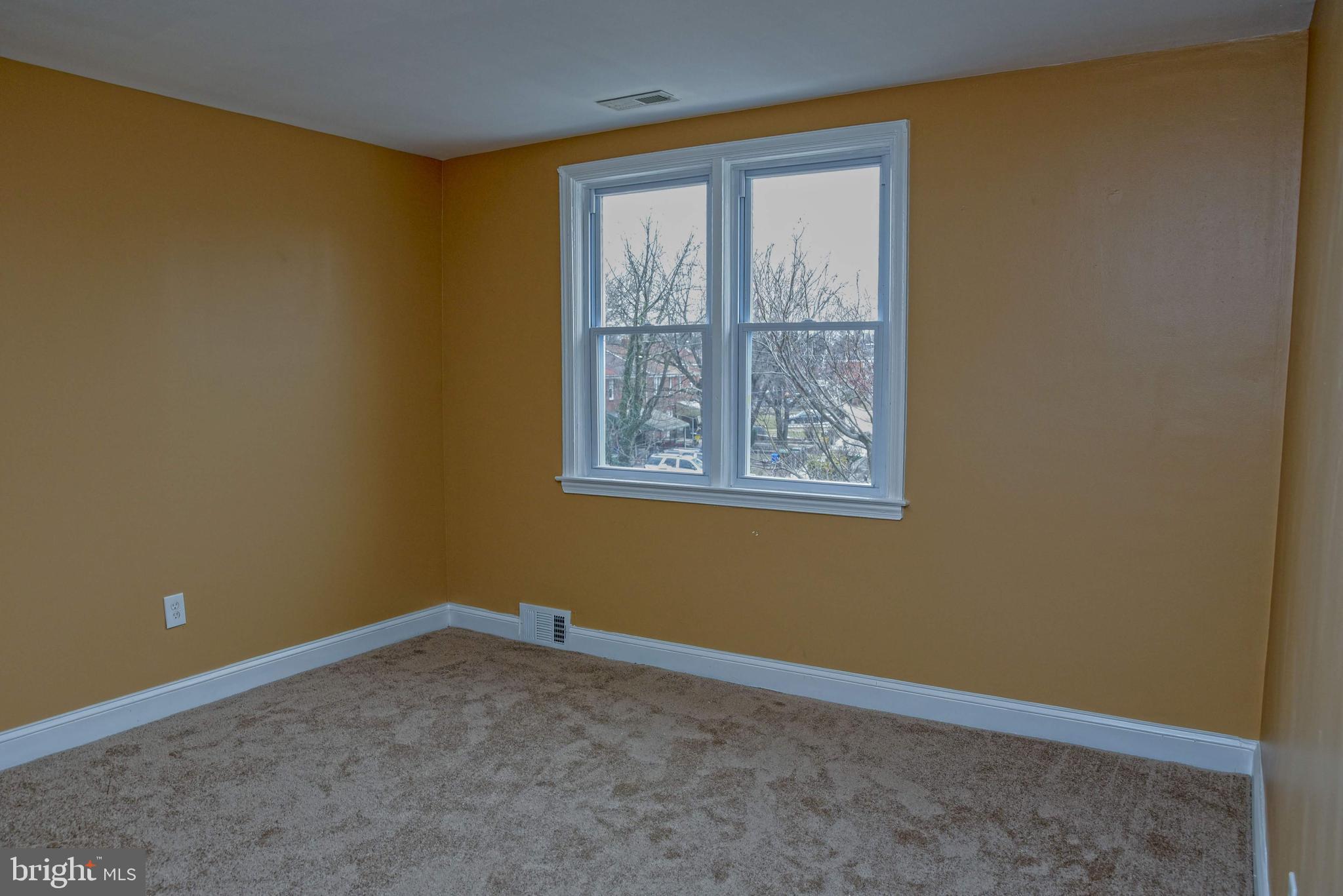4920 Lindsay Road Baltimore, MD 21229 - Photo 34 of 43