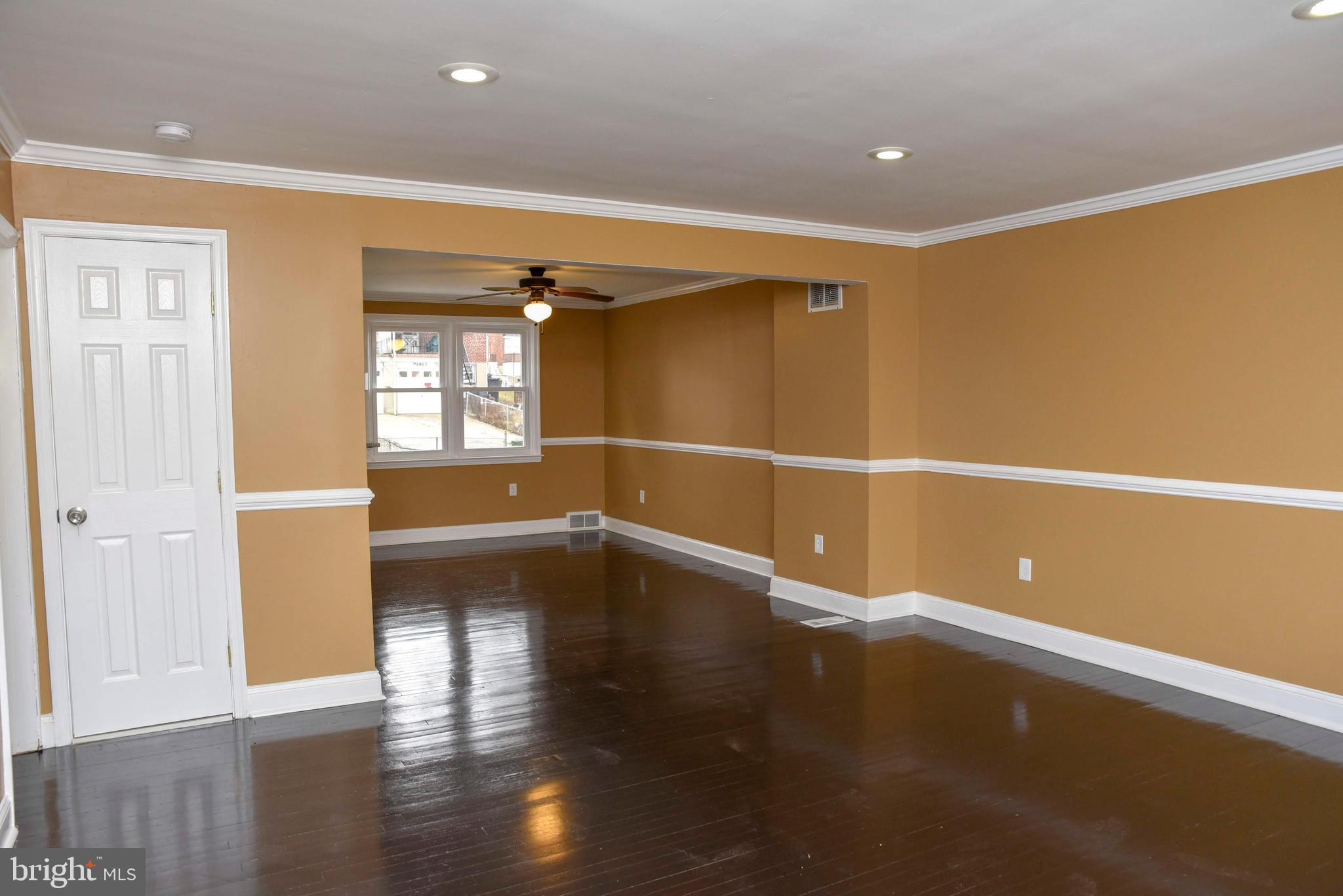 4920 Lindsay Road Baltimore, MD 21229 - Photo 8 of 43
