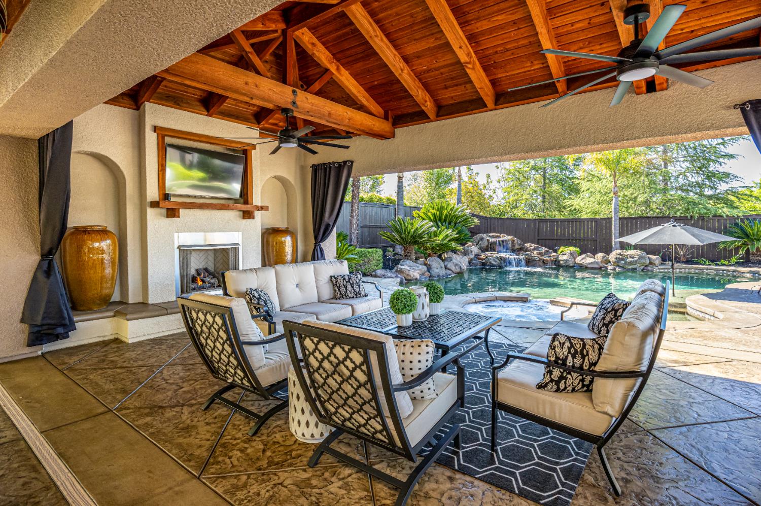 2190 Red Setter Road Rocklin, CA 95765 - Photo 2 of 71