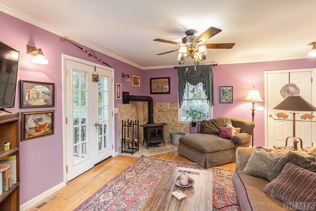 1263 Bee Tree Road Glenville, NC 28736 - Photo 10 of 34 Gallery Image 10