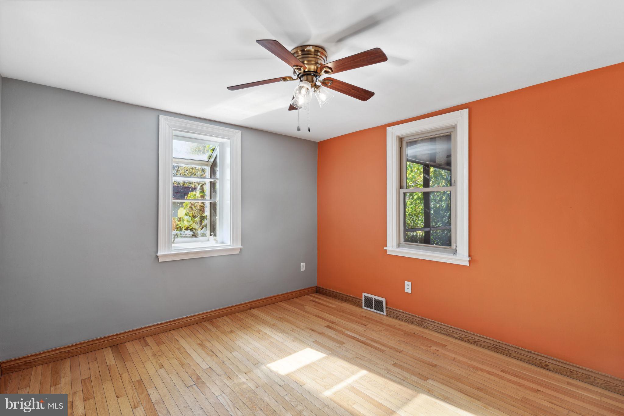 7806 Ridge Avenue Philadelphia, PA 19128 - Photo 14 of 35